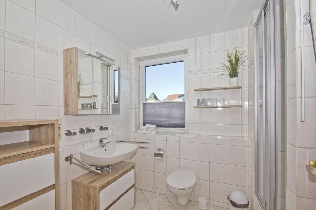 Ferienwohnung Mit Balkon, Gratis Nutzung Vom Ahoi Erlebnisbad Und Sauna In Sellin - Haus Strandeck Fewo 20 Goehren  Eksteriør billede